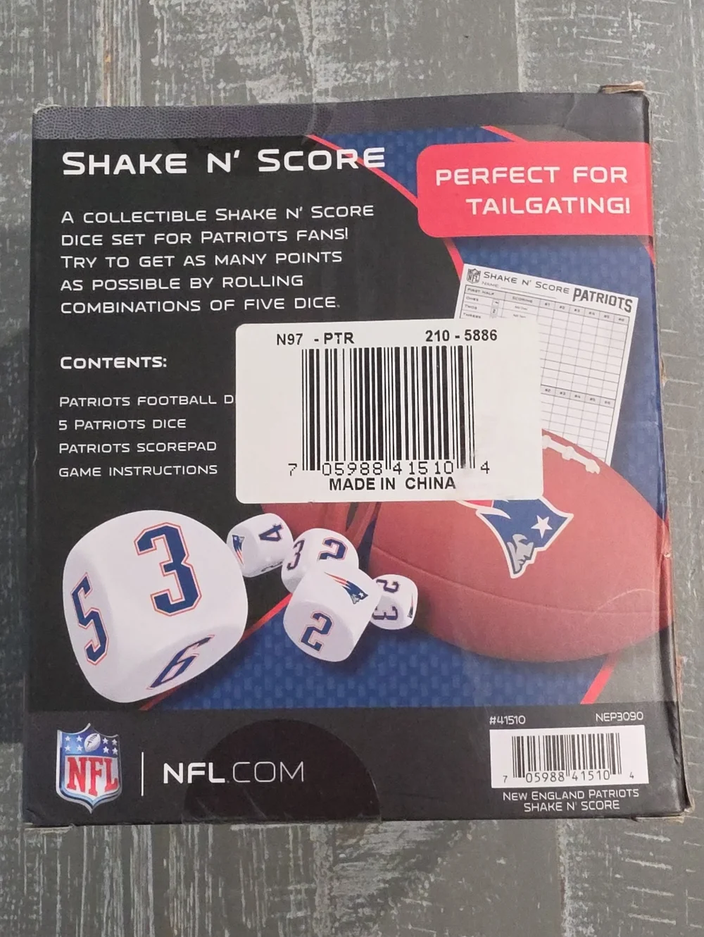 NFL New England Patriots Shake N' Score Travel Dice Game Set, NE Pats Drake Maye